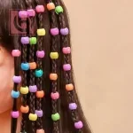⁦خرز لضفائر وخصل الشعر على شكل قلب مناسبة للبنات والنساء متعددة الالوان⁩ - الصورة ⁦4⁩