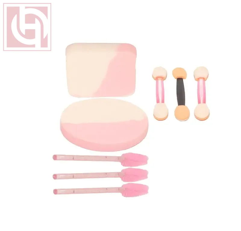 Multi Function Makeup Brush and Sponge Set of 8 pieces - Image 1